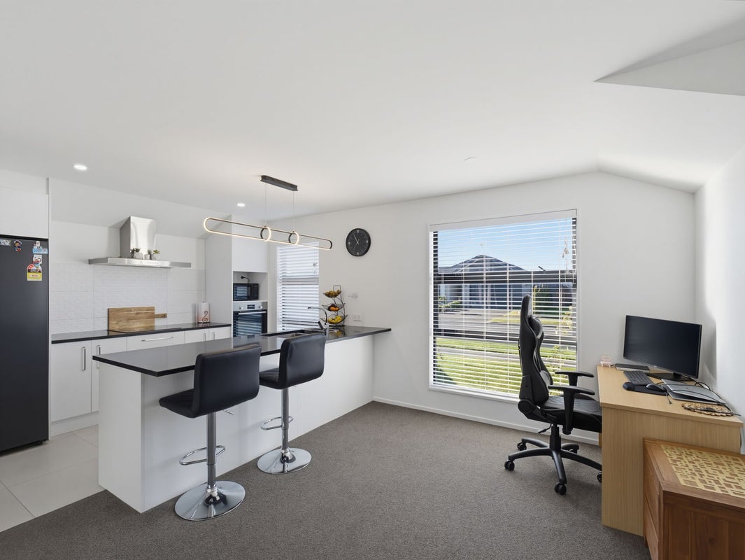 17 Lochhead Avenue, Halswell, Christchurch - Carousel 2