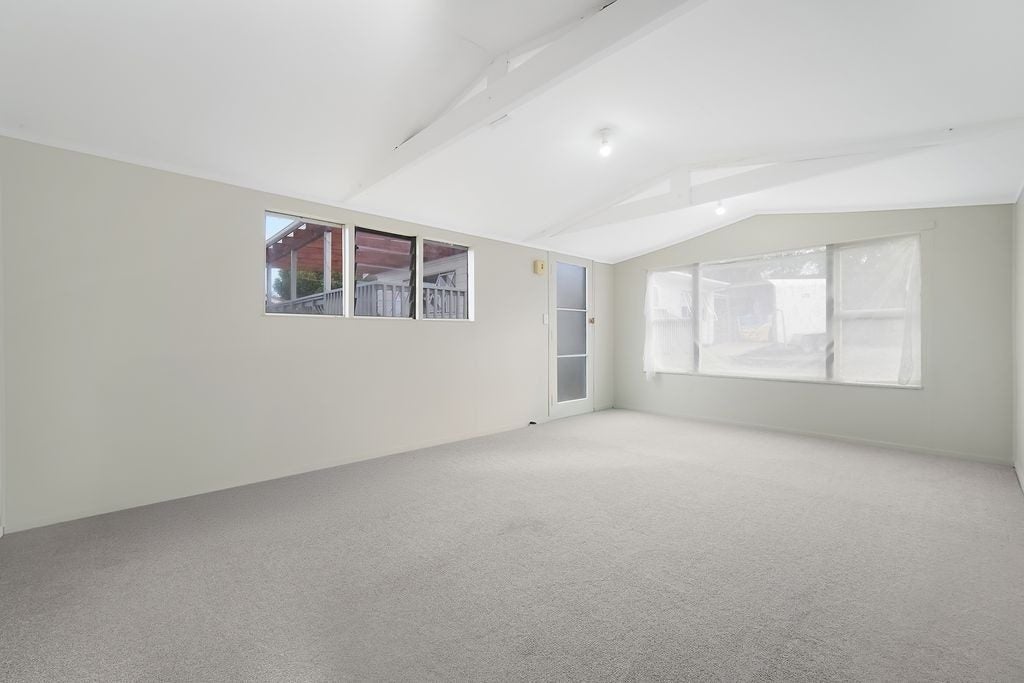 1/30 Kereru Street, Henderson, Auckland - Carousel 17