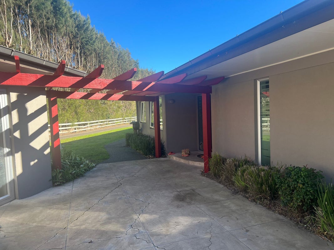 1158 Coatesville-Riverhead Highway, Kumeu - Carousel 2