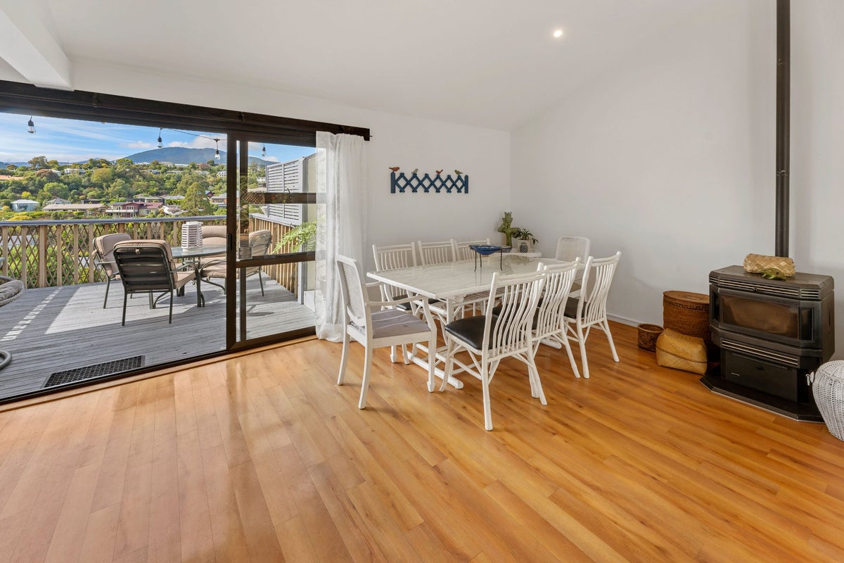 99 Princes Drive, Britannia Heights, Nelson - Carousel 2