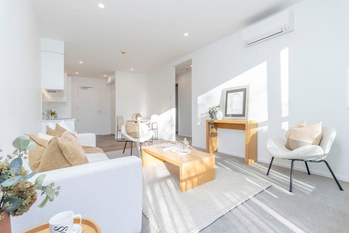 404/9D Jordan Avenue, Onehunga, Auckland - Carousel 2