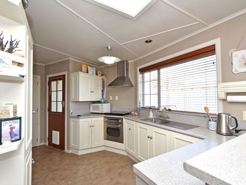 137 Stobo Street, Grasmere, Invercargill - Carousel 2