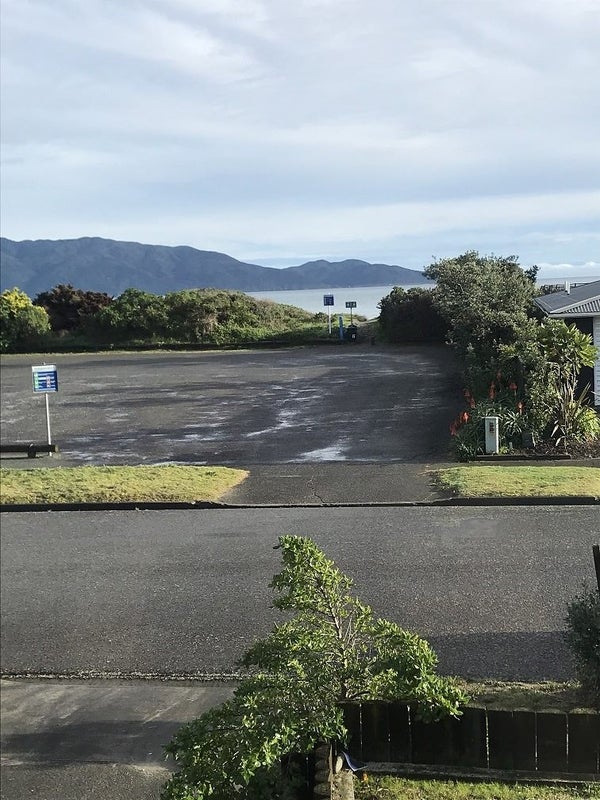 7 Ara Kuaka, Waikanae Beach, Waikanae - Carousel 9