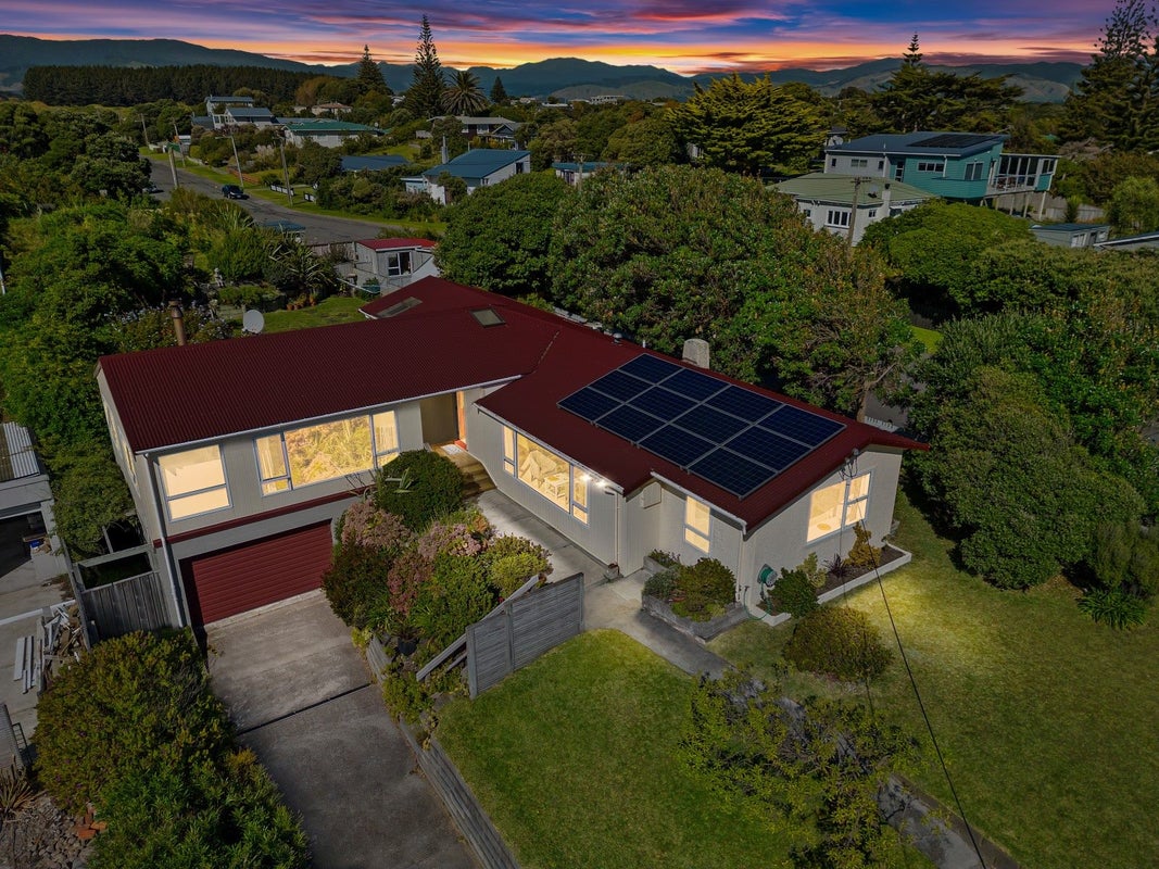 50 Moana Street, Otaki Beach, Otaki - Carousel 2