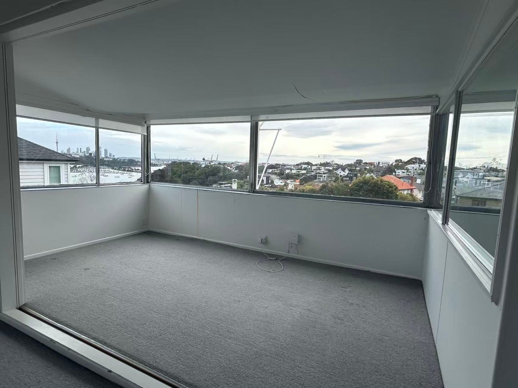 27 Ngaiwi Street, Orakei, Auckland - Carousel 2