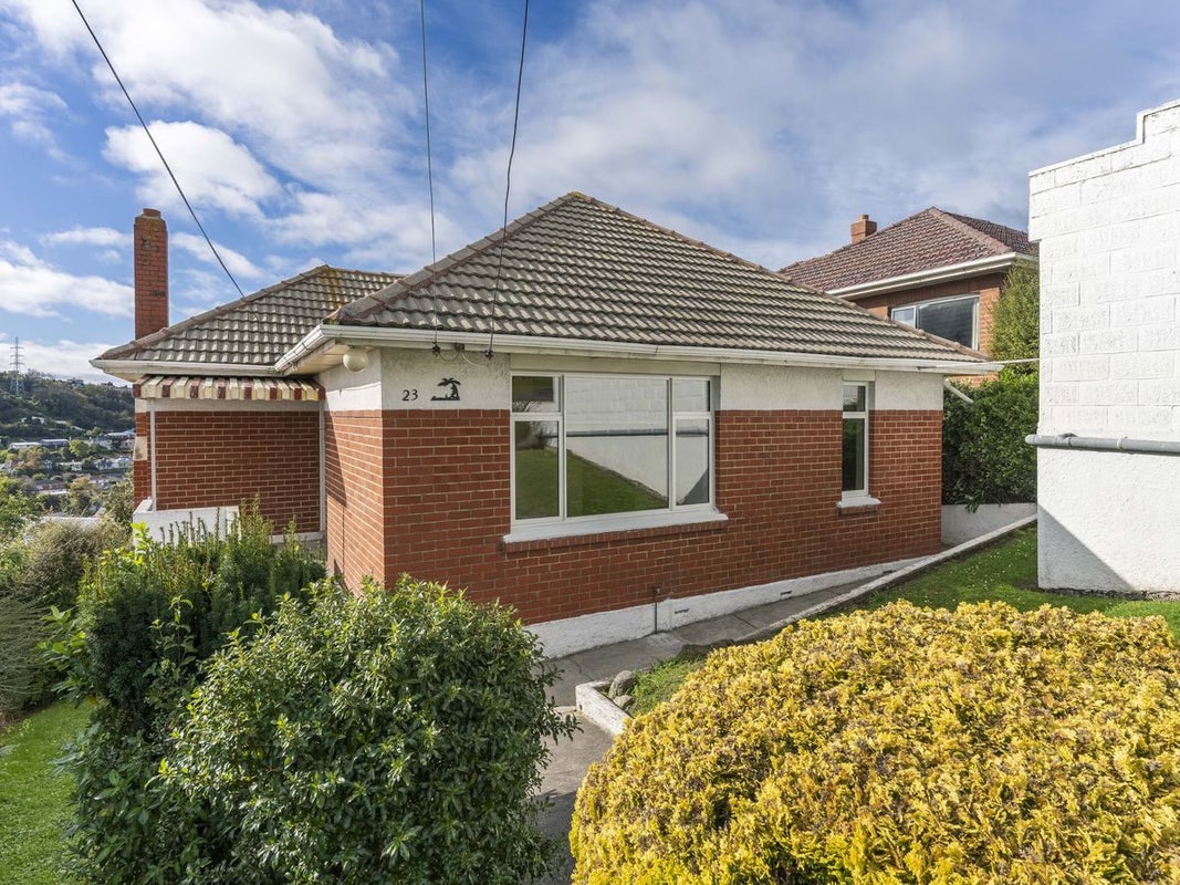 23 Riselaw Road, Calton Hill, Dunedin - Carousel 1