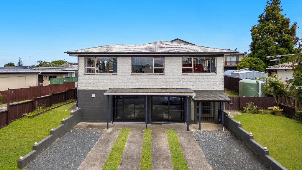 7 Tatariki Street, Rosehill, Papakura - Carousel 1