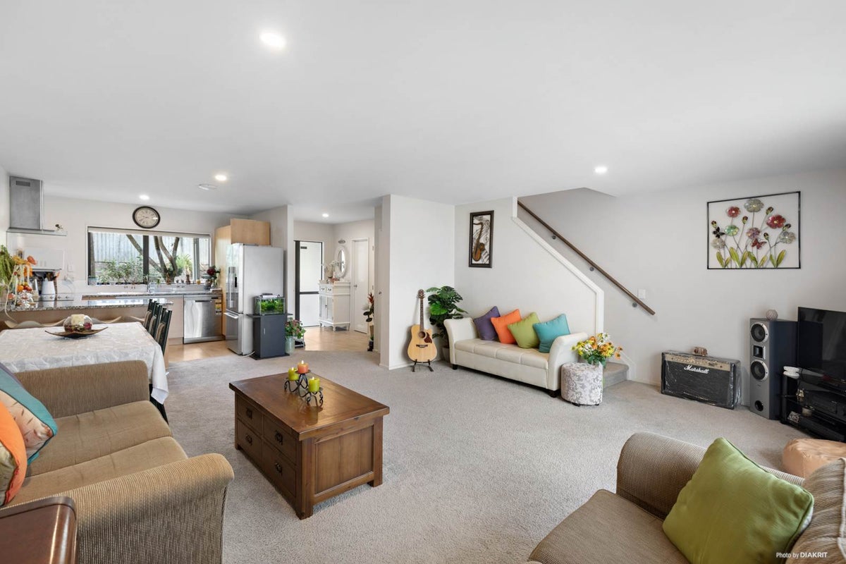 3/548 ALBANY HIGHWAY, Albany, Auckland - Carousel 2