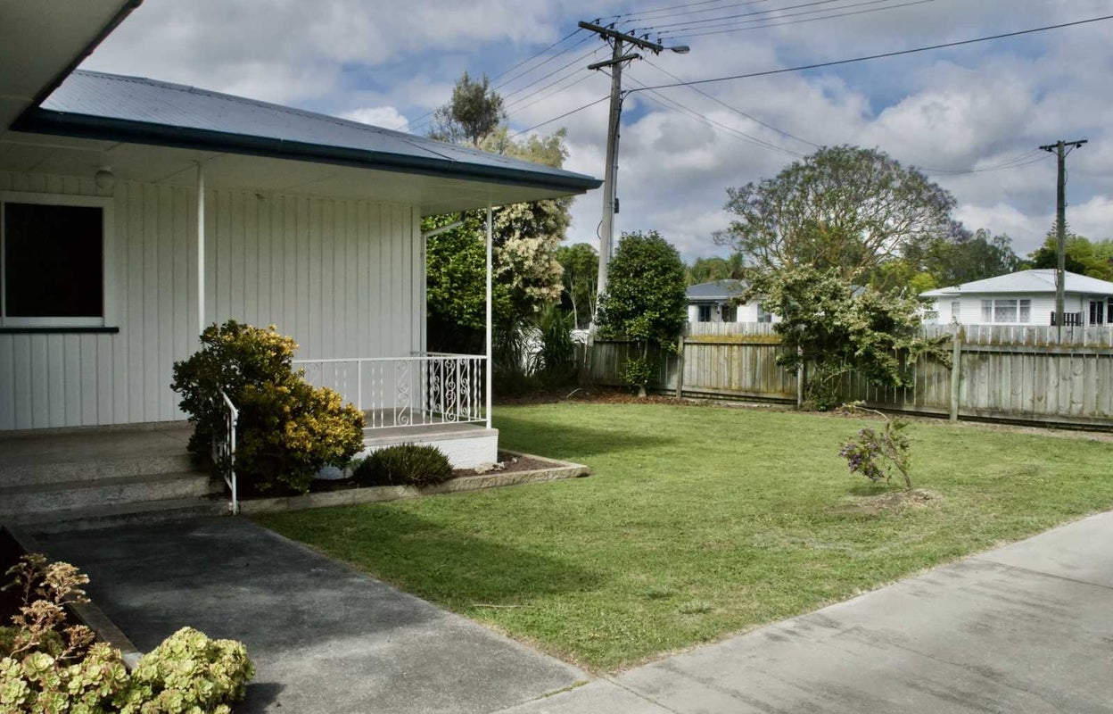 7 Steed Avenue, Te Hapara, Gisborne - Carousel 2