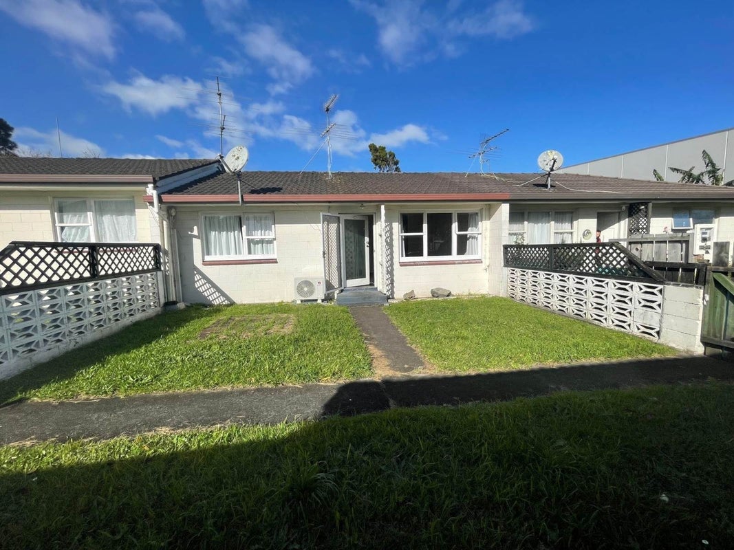 4/51 Takanini Road, Takanini, Auckland - Carousel 12