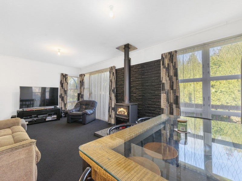 85 Sunset Road, Mangakakahi, Rotorua - Carousel 1