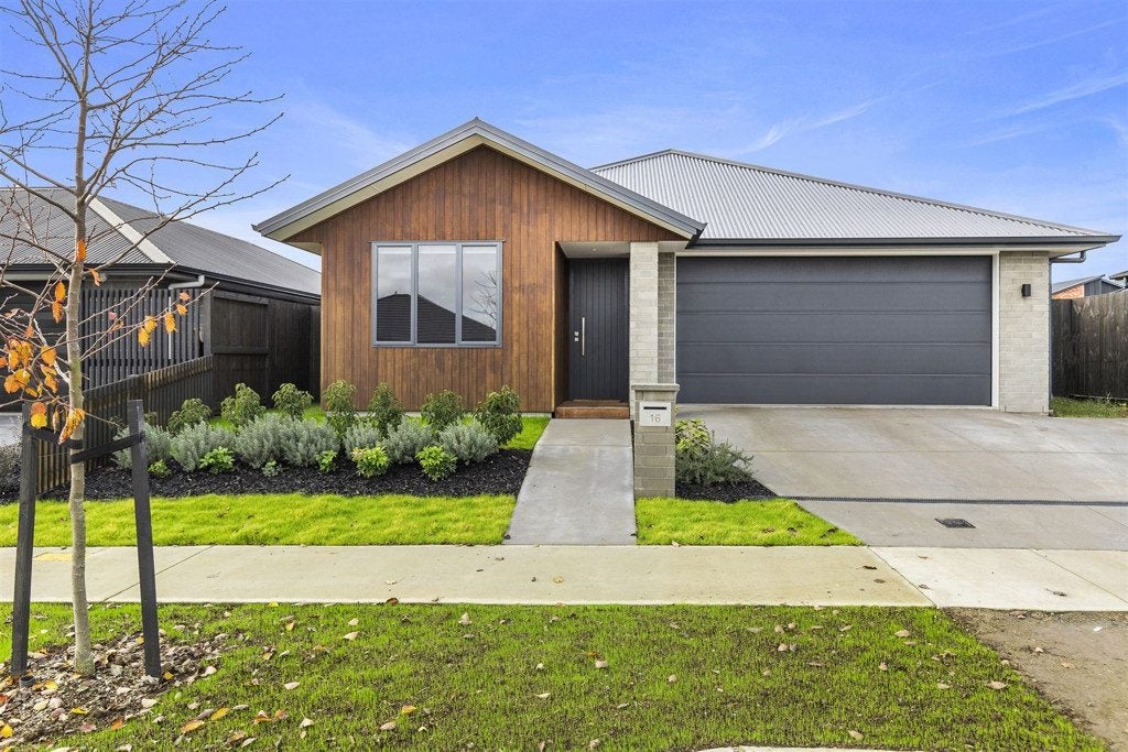 16 Morrin Street, Morrinsville, Waikato - Carousel 1