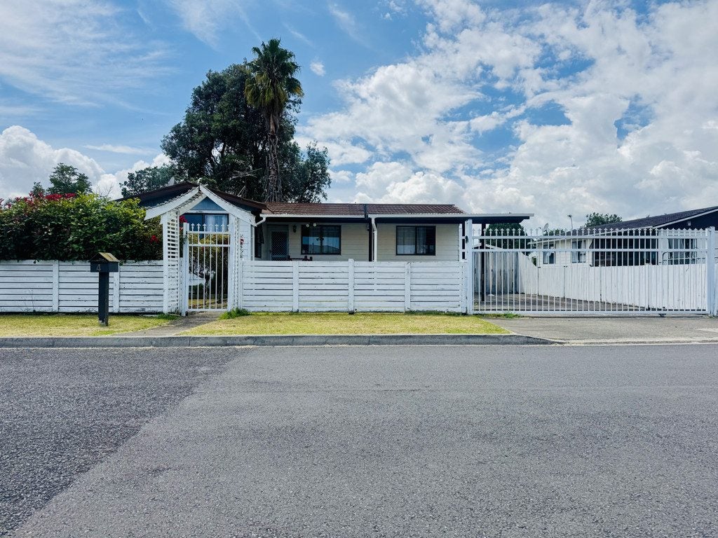 4 Le Havre Place, Takanini, Auckland - Carousel 12