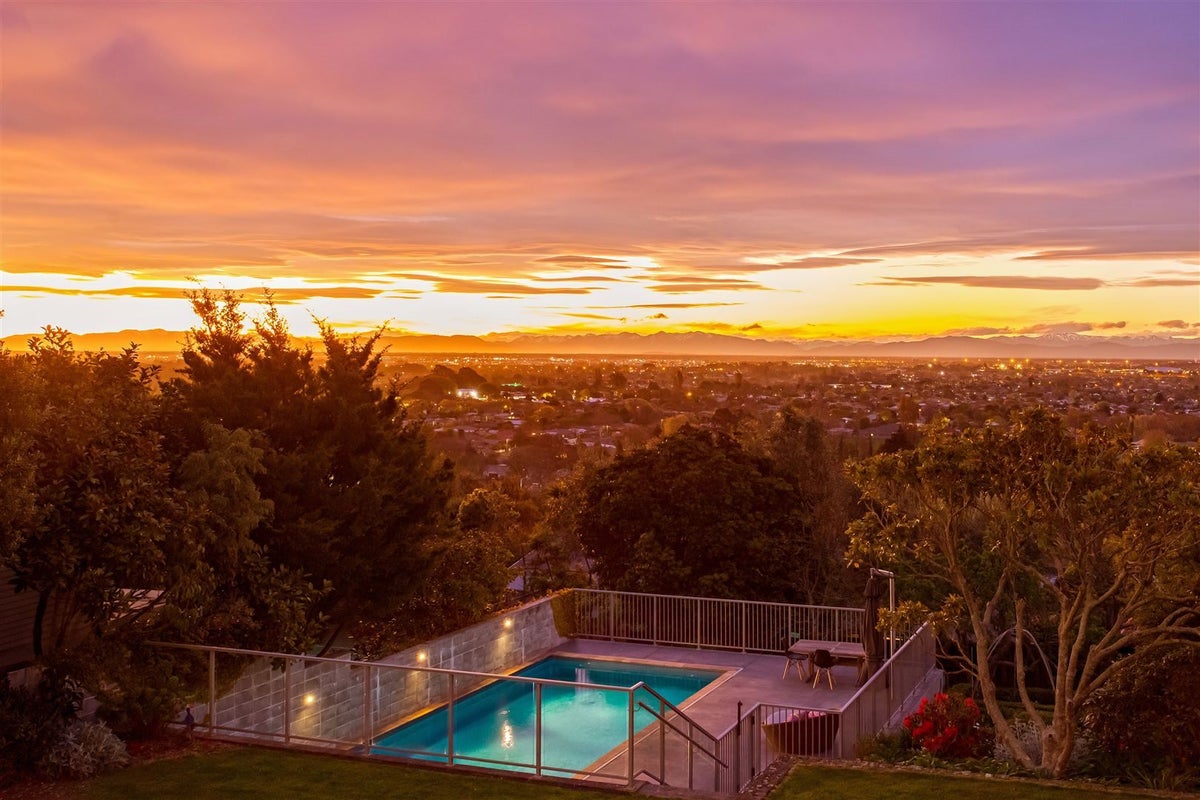 19 Heaton Rhodes Place, Cashmere, Christchurch - Carousel 2