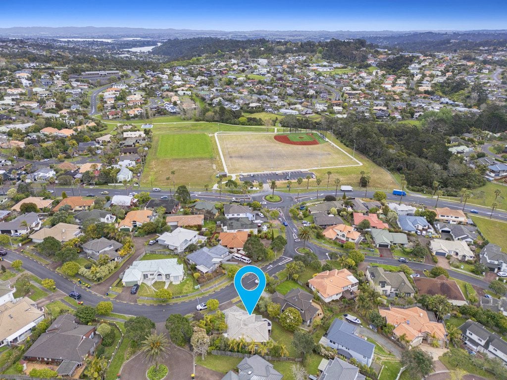 12 Mandeville Place, Unsworth Heights, Auckland - Carousel 25