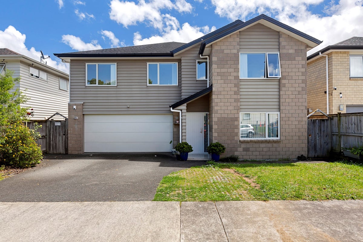 5 Cranford Drive, Flat Bush, Auckland - Carousel 2