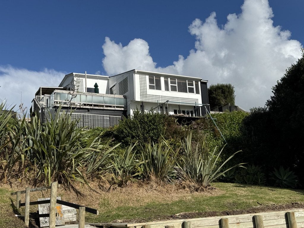 41 Torkar Road, Clarks Beach, Clarks Beach - Carousel 2