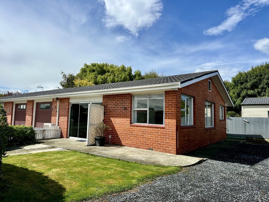 9 Hamilton Street, Strathern, Invercargill - Carousel 1