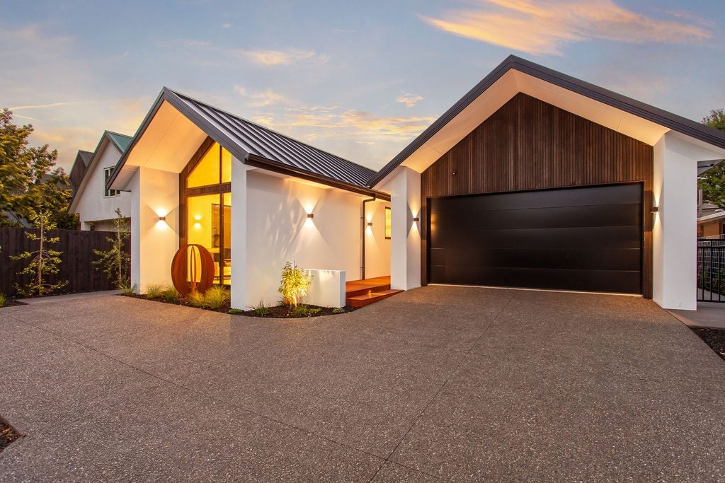 85 Glandovey Road, Fendalton, Christchurch - Carousel 1