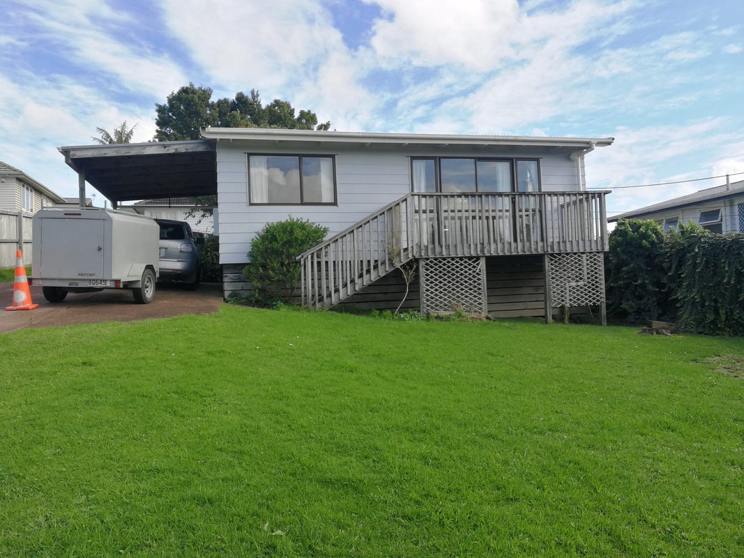 43 Sunnyside Road, Sunnyvale, Auckland - Carousel 2