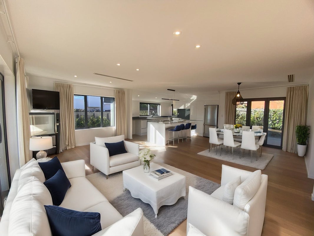 1/2 Omana Road, Milford, Auckland - Carousel 2