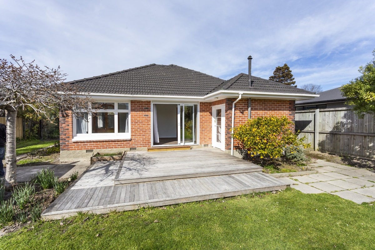 190 Cashmere Road, Hoon Hay, Christchurch - Carousel 1