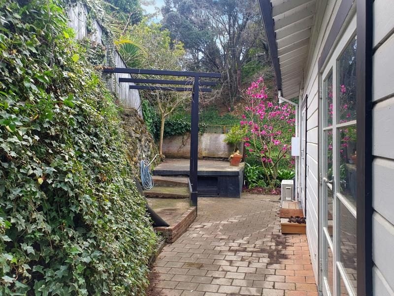 7 Spencer Road, Hospital Hill, Napier - Carousel 18