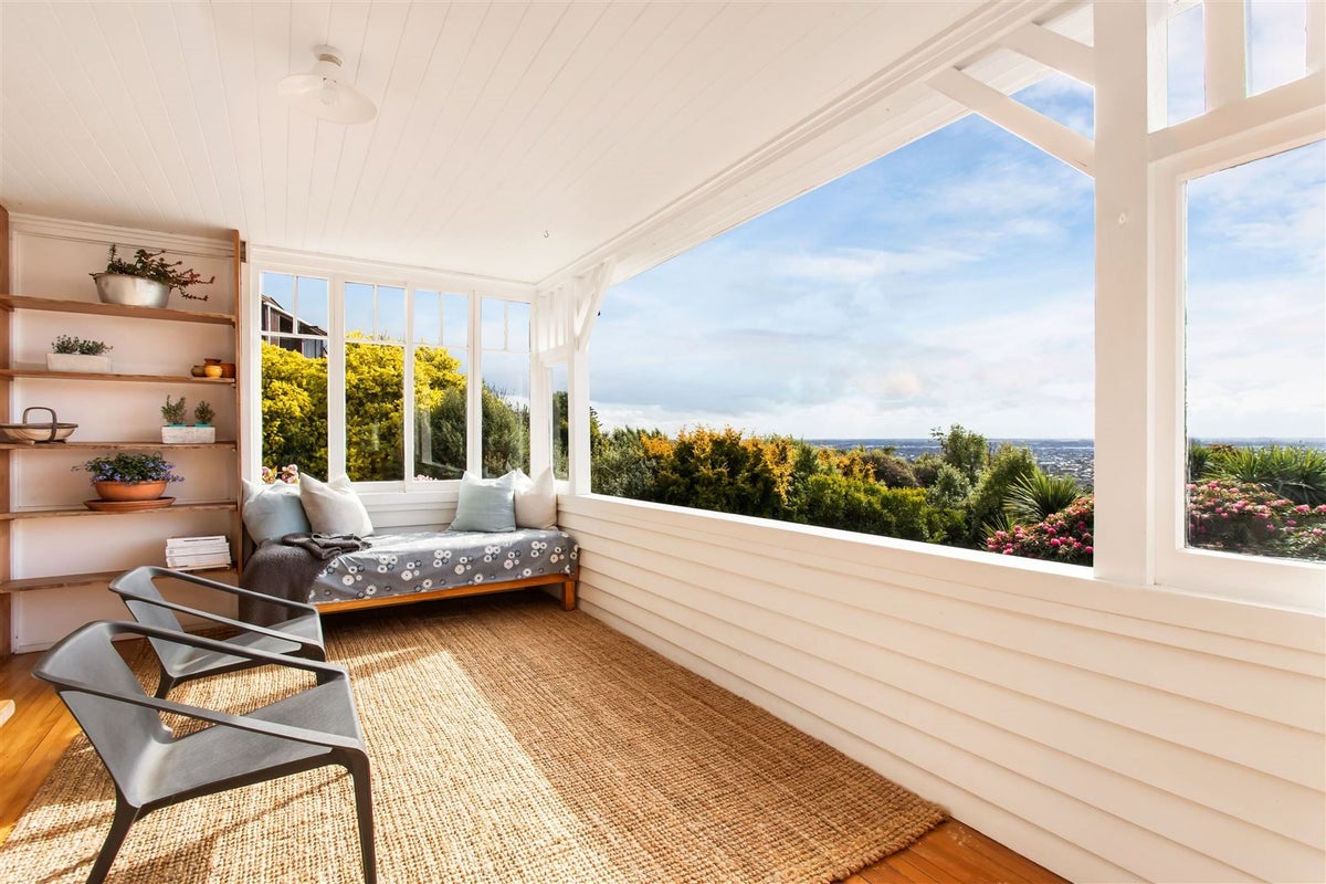 5 Stambridge Place, Cashmere, Christchurch - Carousel 1