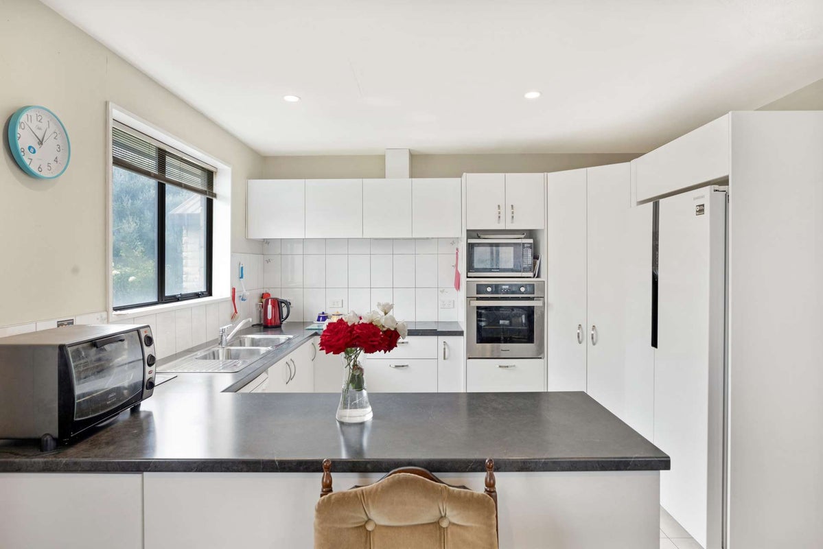 13A Brynley Street, Hornby, Christchurch - Carousel 1