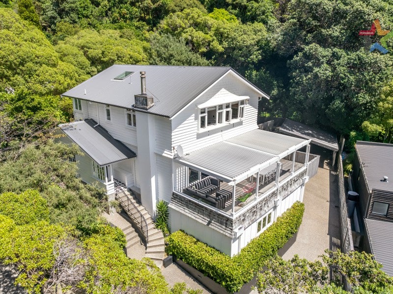 8G Tawa Street, Eastbourne, Lower Hutt - Carousel 1