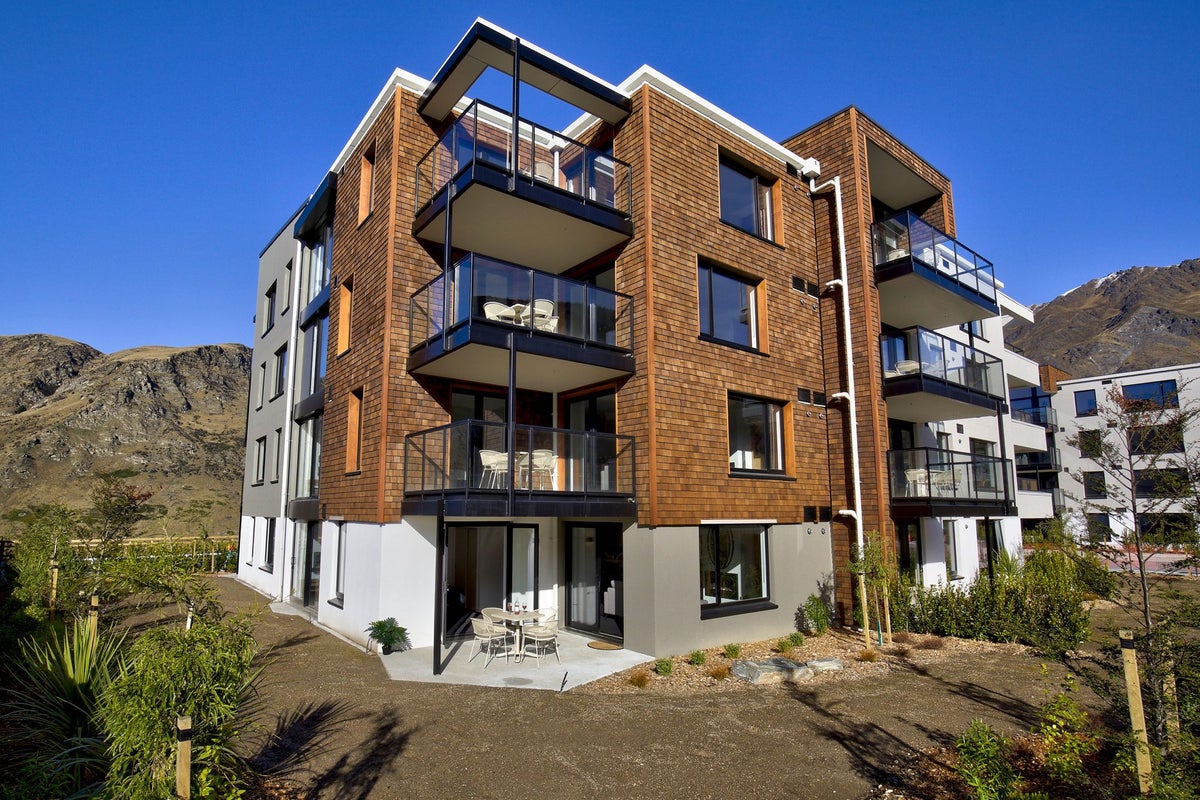 5 Powder Terrace, Arthurs Point, Queenstown - Carousel 1