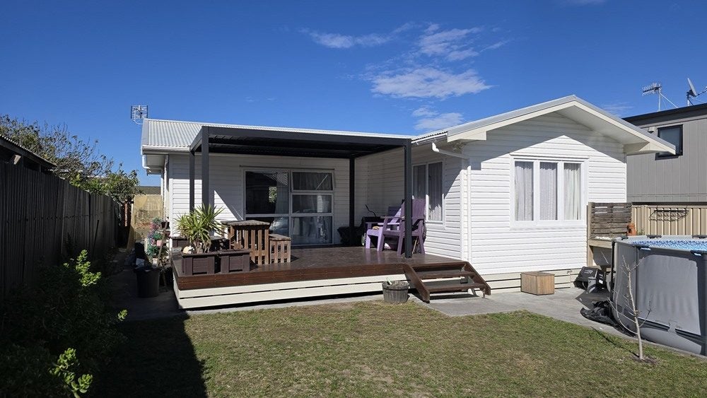 208 Te Awa Avenue, Awatoto, Napier - Carousel 1