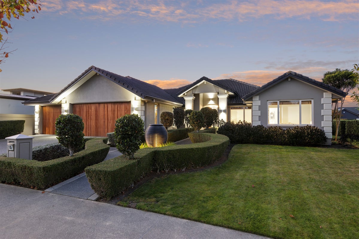 10 Ruby Avenue, Northwood, Christchurch - Carousel 2