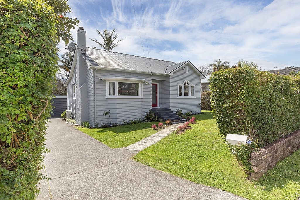 40 Duke Street, Mount Roskill, Auckland - Carousel 1