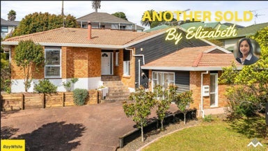 70 Caribbean Drive, Unsworth Heights, Auckland - Carousel 1