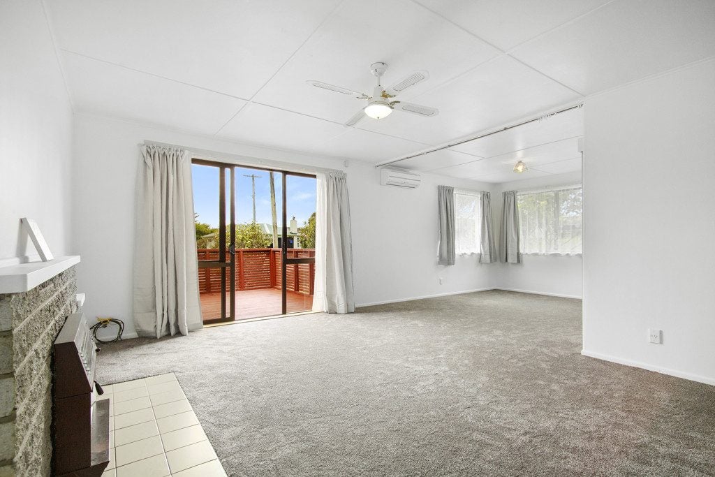 36 Fantame Street, Cannons Creek, Porirua - Carousel 2