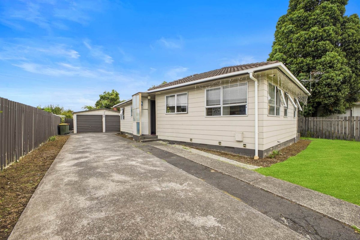 100 Wordsworth Road, Manurewa, Manukau City, Auckland - Carousel 2