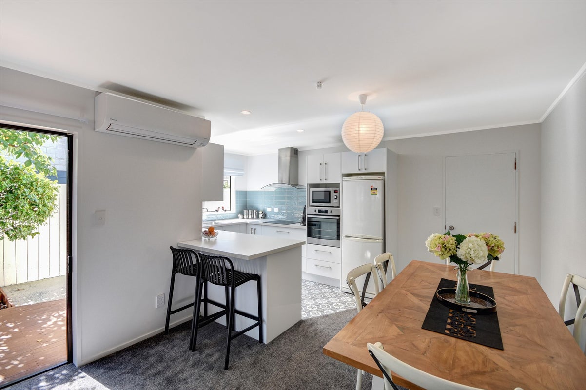 72C Queens Drive, Saint Kilda, Dunedin - Carousel 2