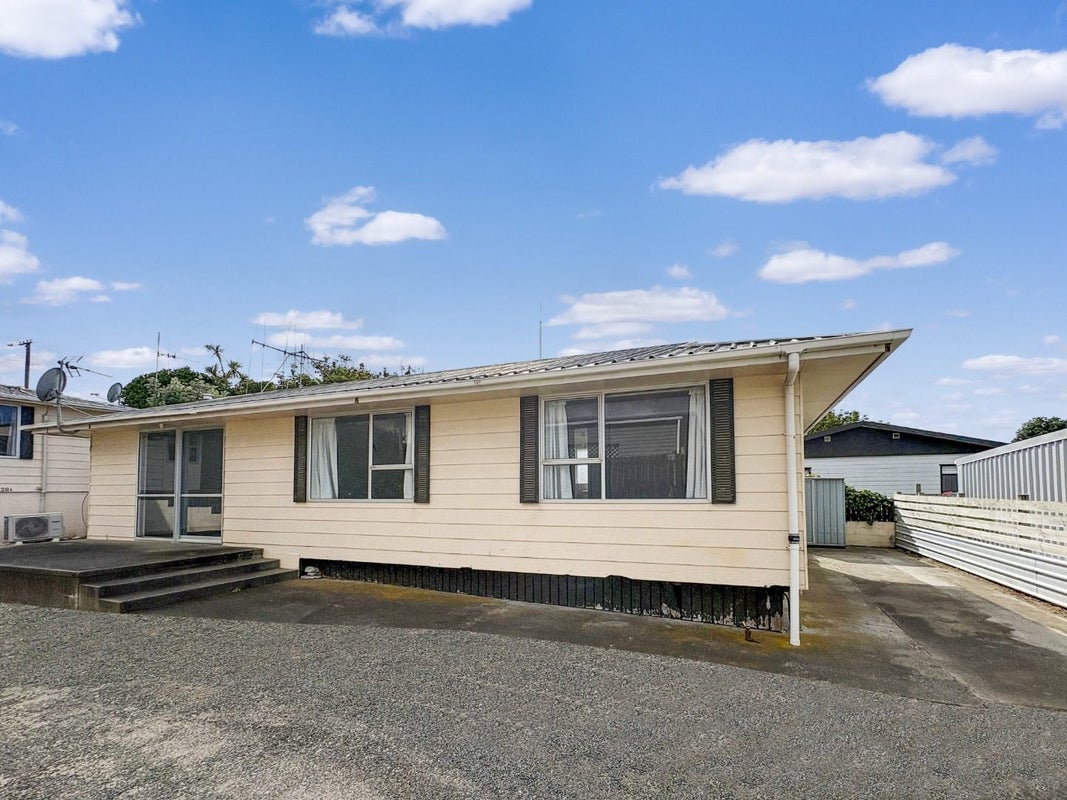 28A Miro Street, Castlecliff, Whanganui - Carousel 1