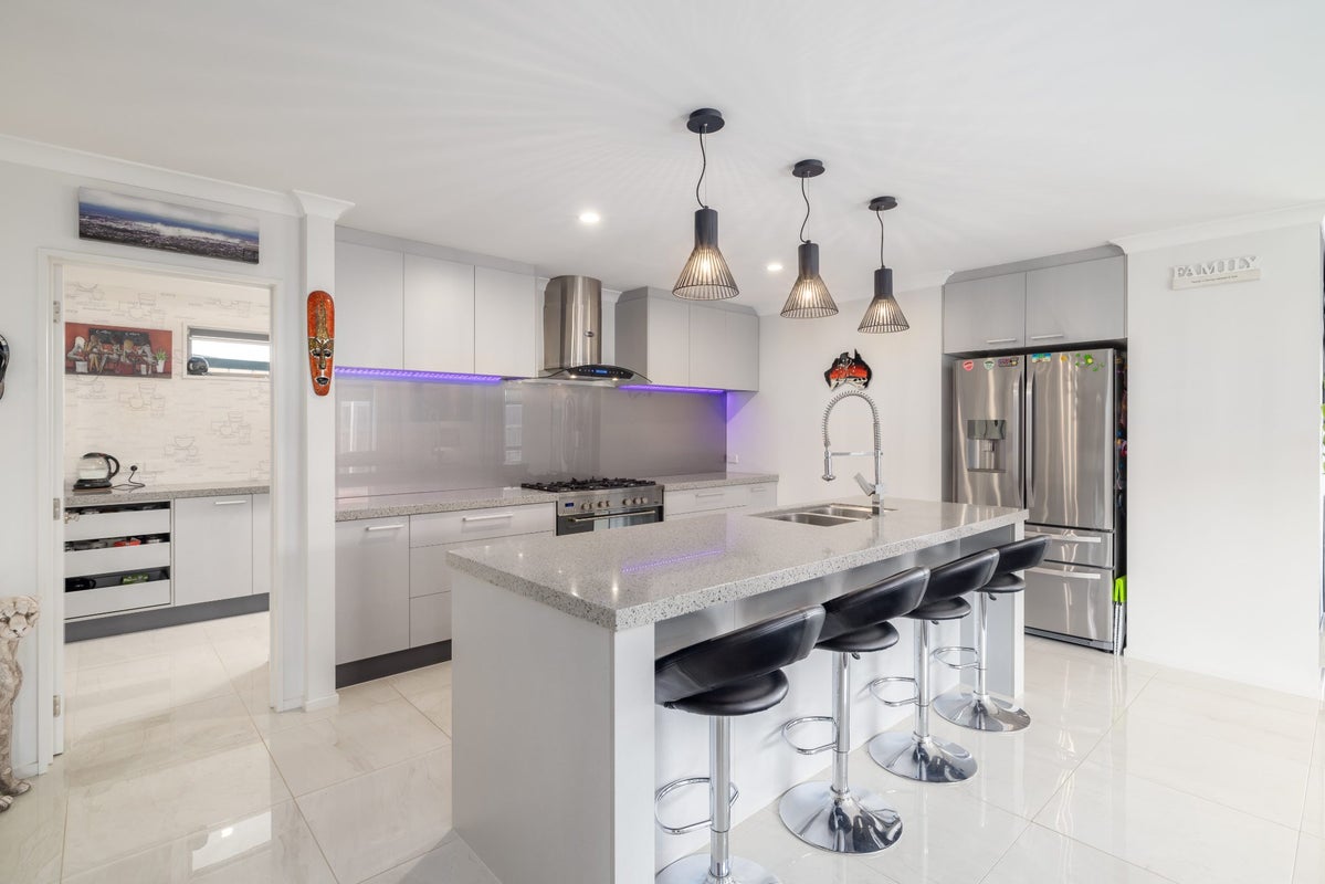 250 Mairehau Road, Burwood, Christchurch - Carousel 2