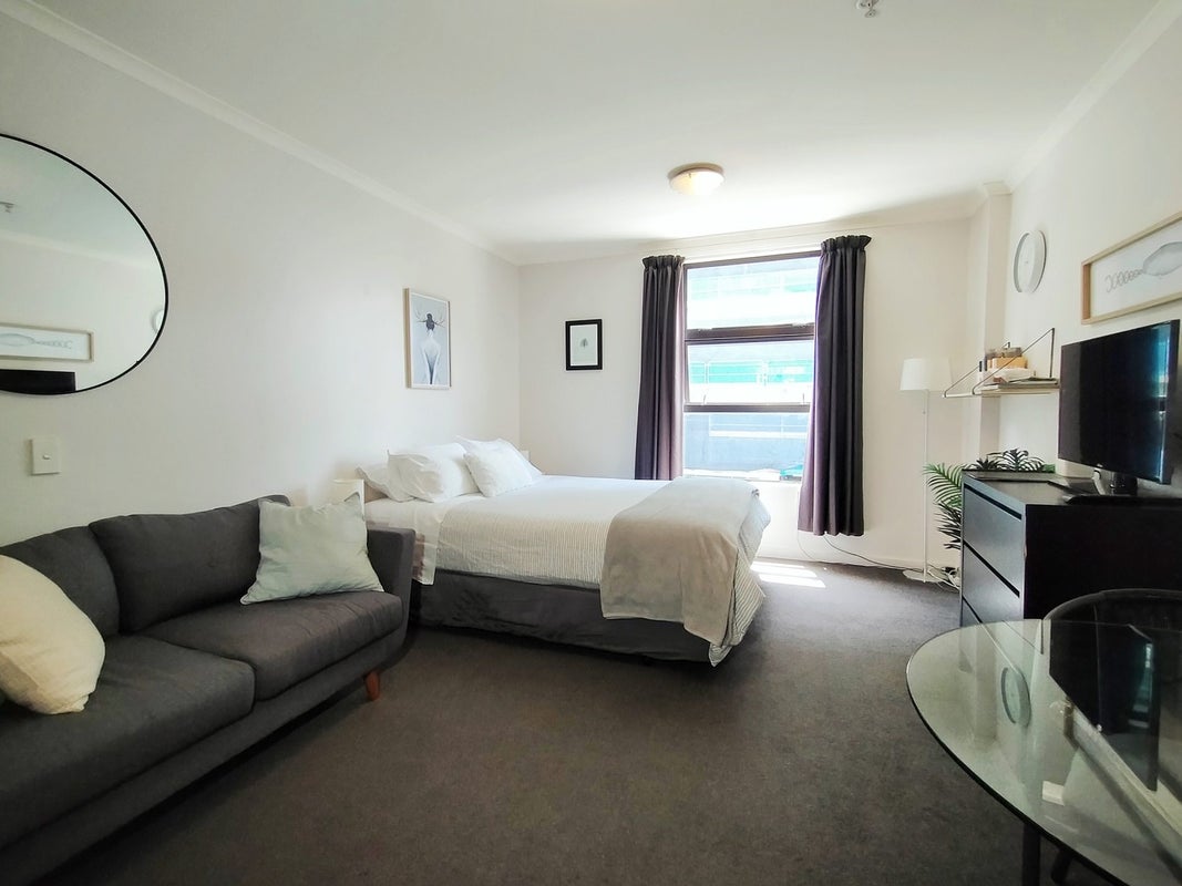 207/5 Aitken Street, Thorndon, Wellington - Carousel 1