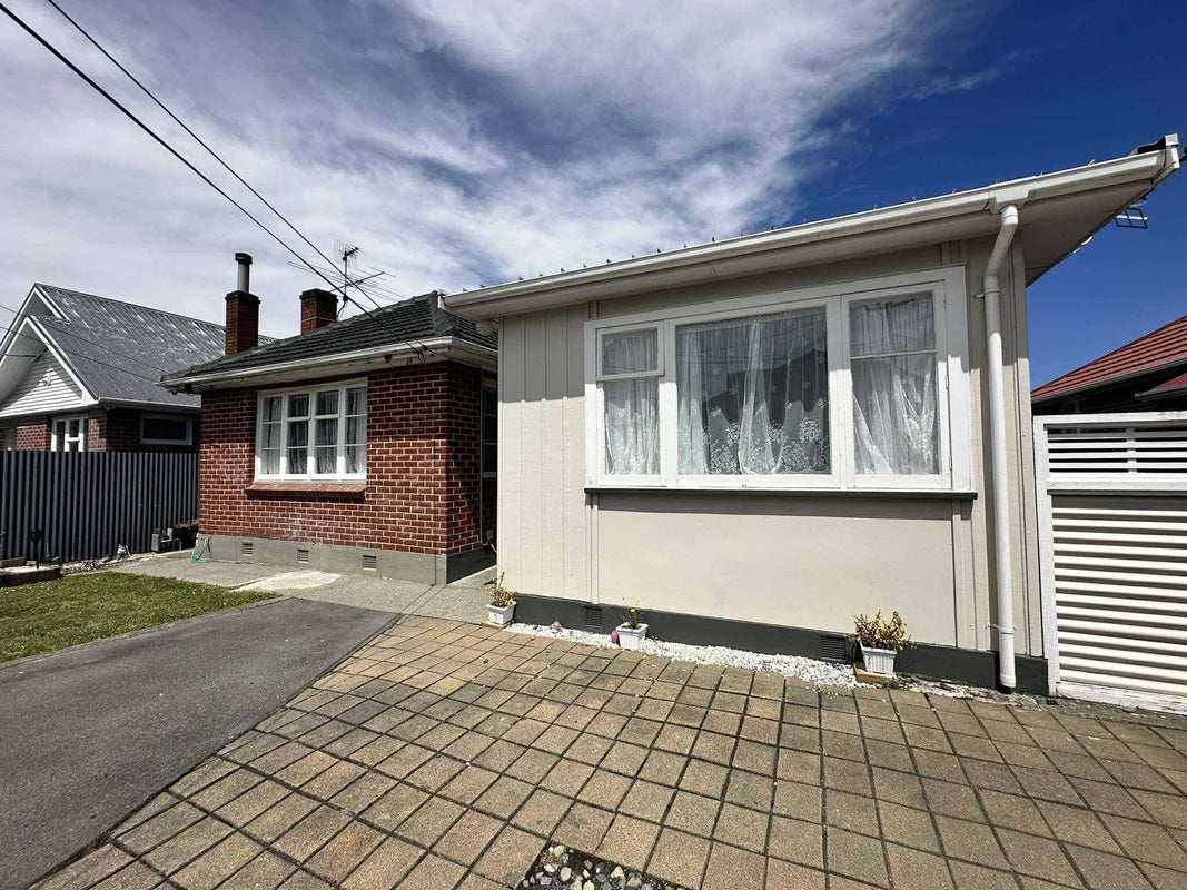 39 Ararino Street, Trentham, Upper Hutt - Carousel 2