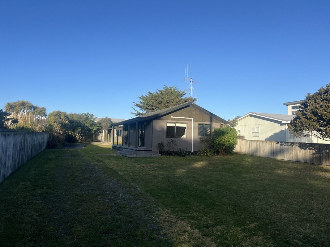 66 Park Avenue, Waitarere Beach, Levin - Carousel 17