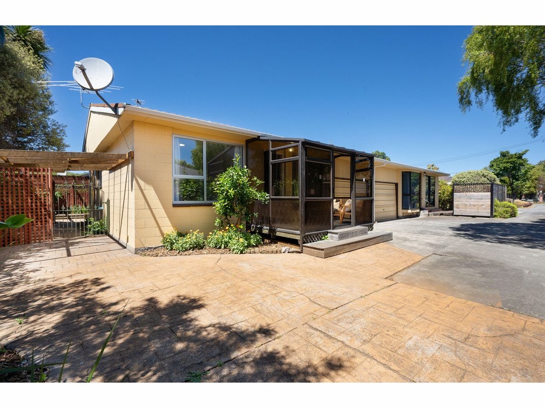 2/79 Studholme Street, Somerfield, Christchurch - Carousel 1