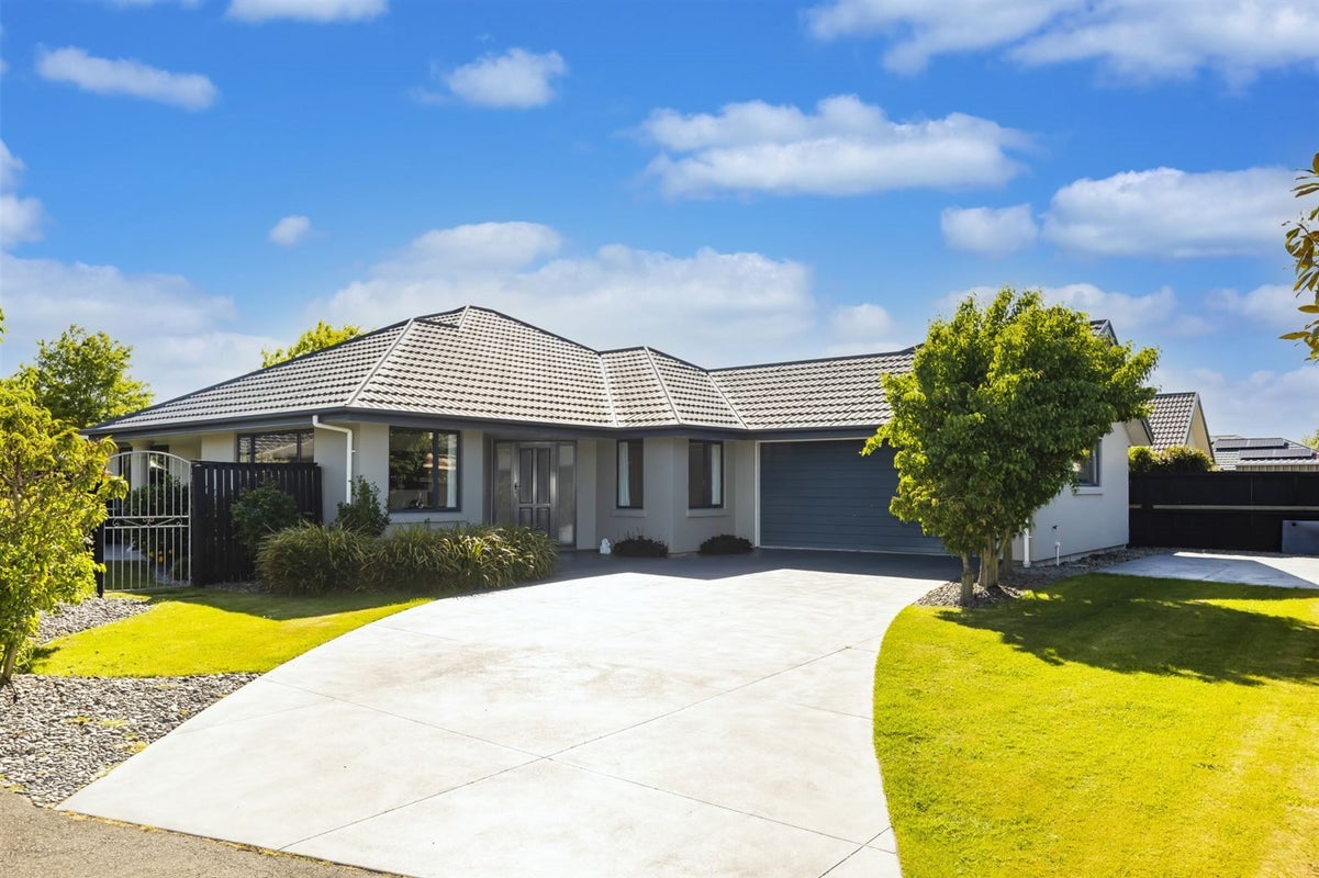 18 Pewter Place, Northwood, Christchurch - Carousel 1