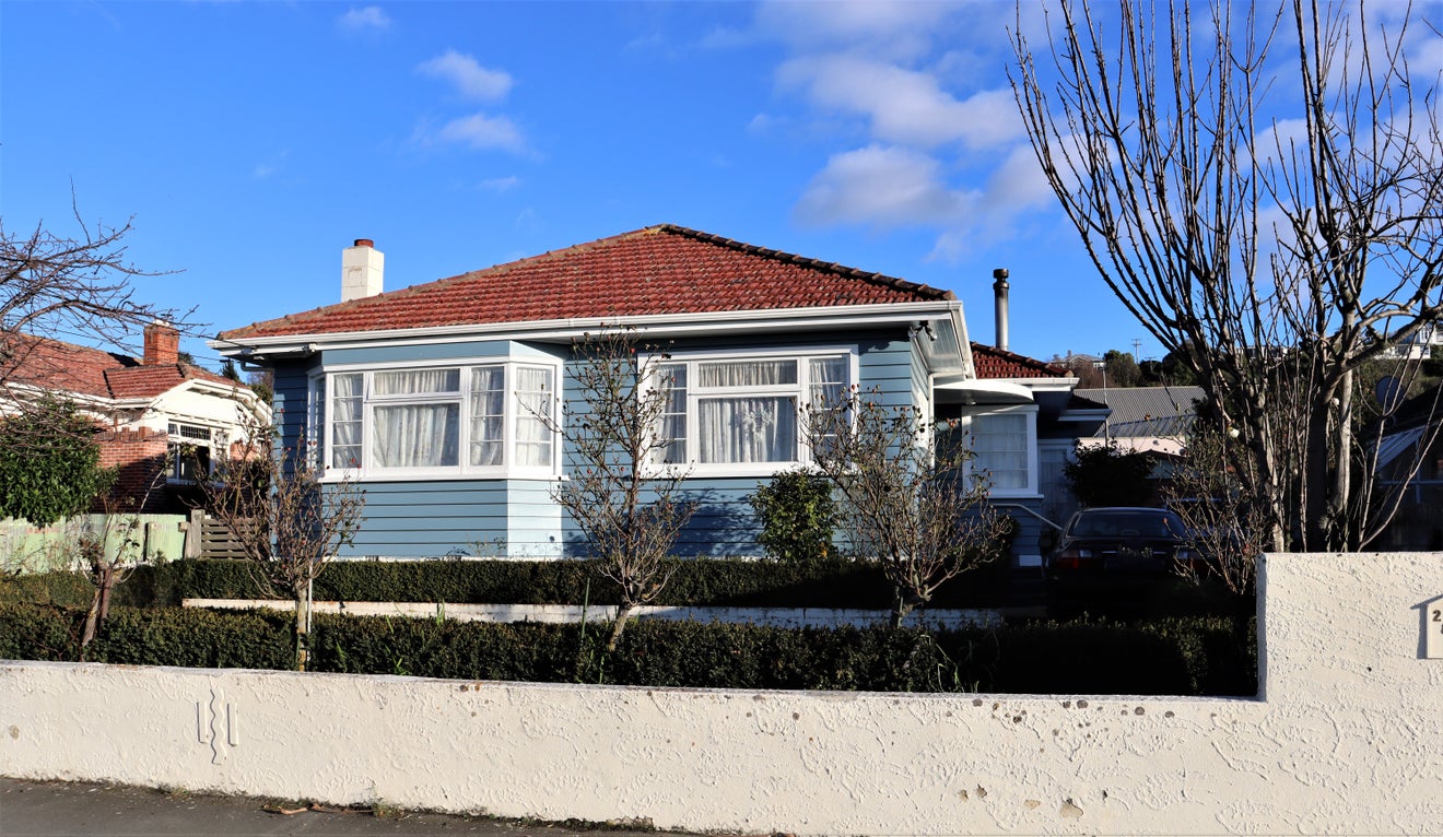 284 Thames Street, Oamaru - Carousel 1