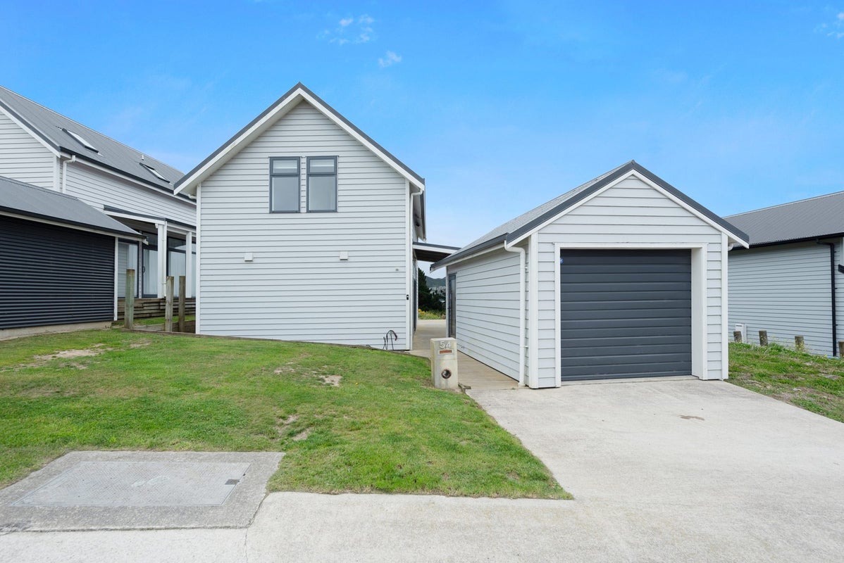 54 Spenmoor Street, Newlands, Wellington - Carousel 2