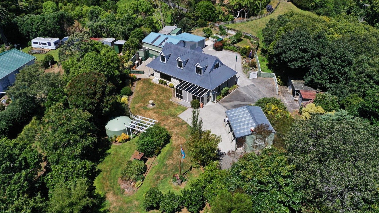 529 South Road, Omata, New Plymouth - Carousel 1
