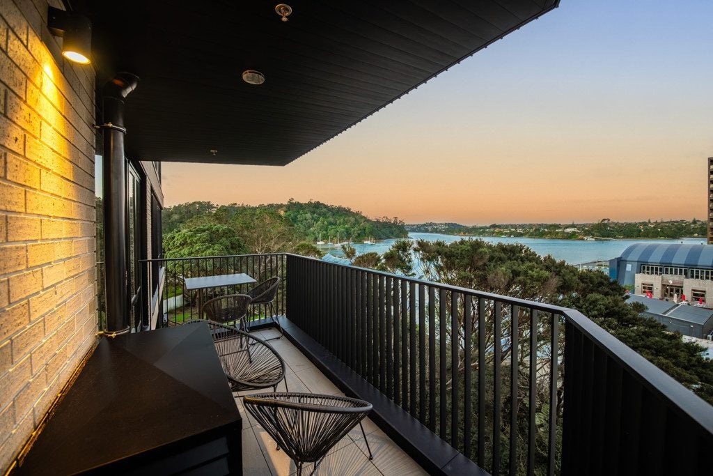 202/45 Hudson Bay Road, Hobsonville, Auckland - Carousel 2