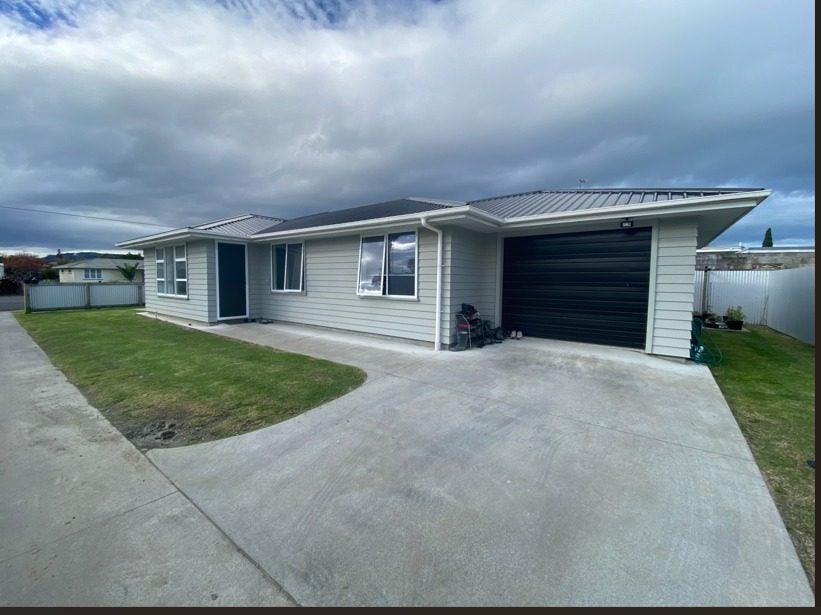 830 Gladstone Road, Te Hapara, Gisborne - Carousel 1